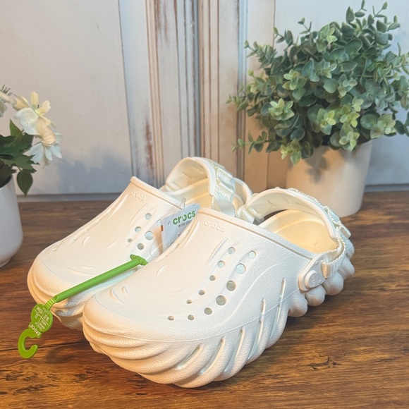 Crocs Echo Clog White | Chunky Platform Comfort Clogs | Unisex M4/W6 | NWT - Picture 3 of 10